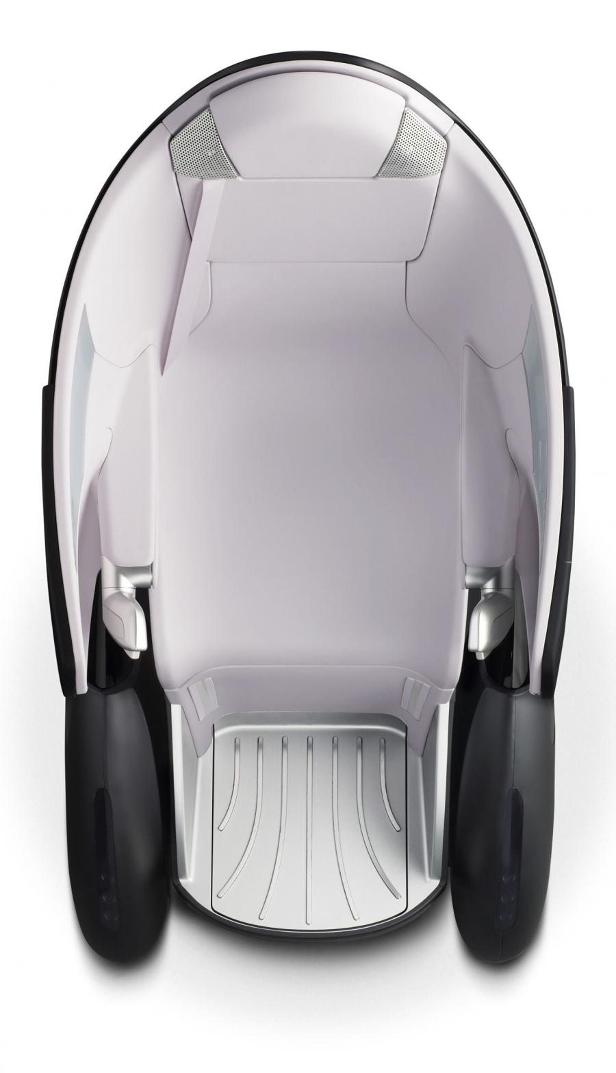  Toyota i-Real Concept 2007 года  (фото 15 из 21)